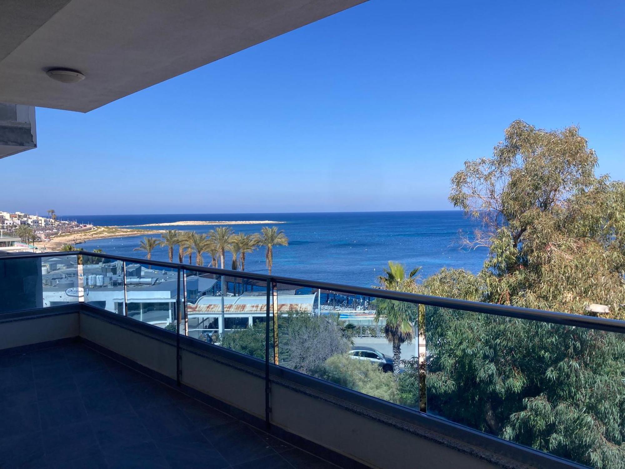 Sunrise Bay Apartments - Frontline Sea Views St. Paul's Bay Exterior photo