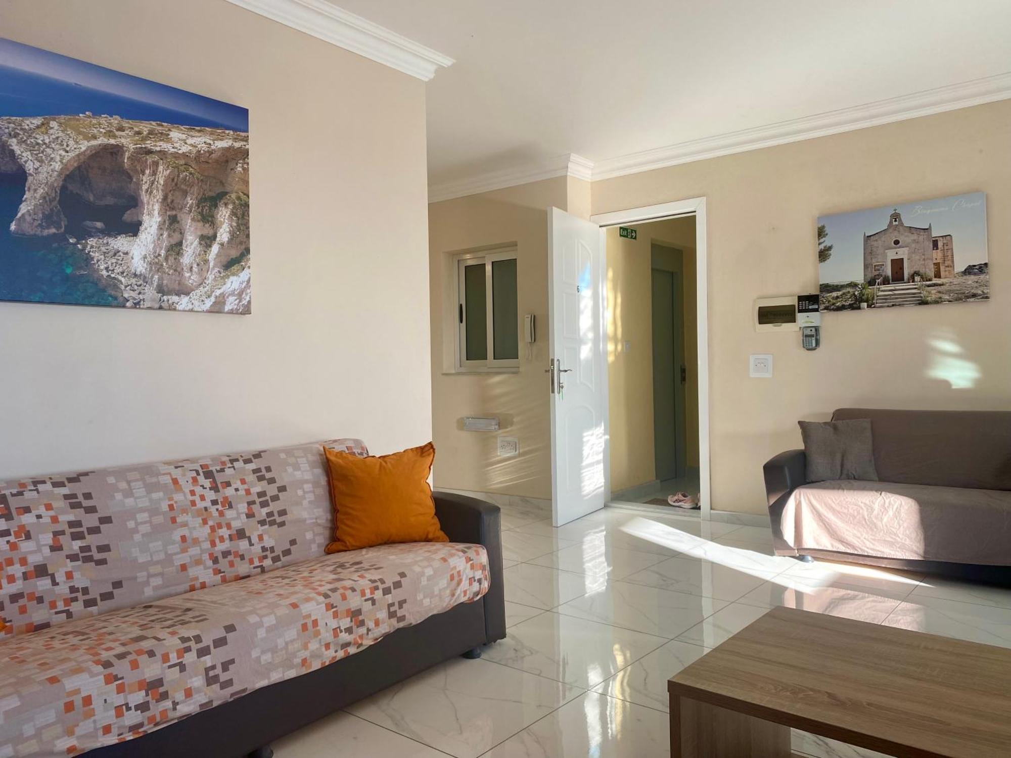 Sunrise Bay Apartments - Frontline Sea Views St. Paul's Bay Exterior photo